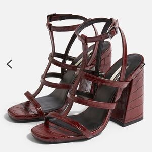 NWOT-TOP SHOP RILEY Cage Crocodile chunky  Heels
